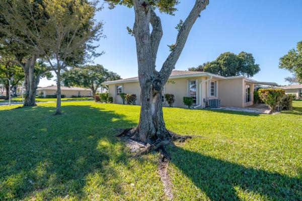 Boca Lakes, 8871 Warwick Dr, Boca Raton, Florida 33433, image 2