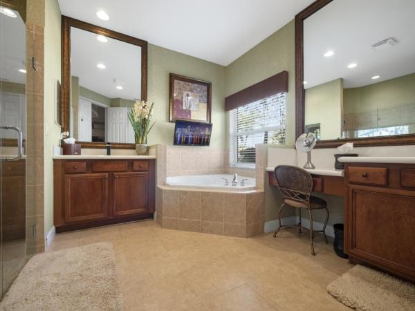 Stonehaven Estates, 1574 Newhaven Point Ln, West Palm Beach, Florida 33411, image 2