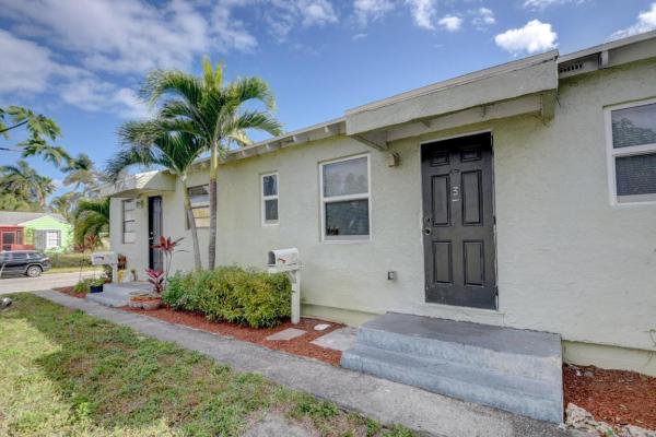 Colonial Estates, 424 Valley Forge Rd, West Palm Beach, Florida 33405, image 1