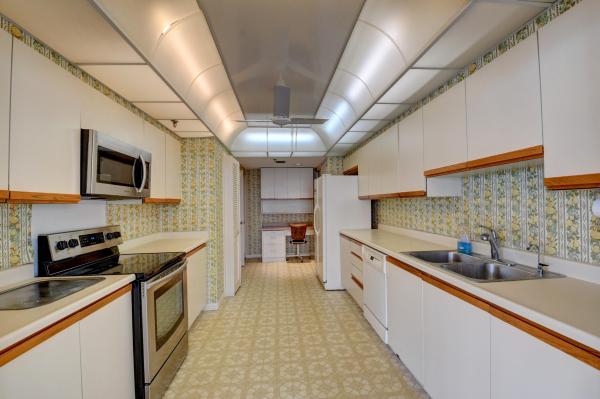 Trafalgar Of Highland Beach, 2917 S Ocean Blvd #402, Highland Beach, Florida 33487, image 1