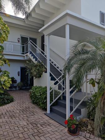 Inlet View, 318 Inlet Way #4, Palm Beach Shores, Florida 33404, image 1