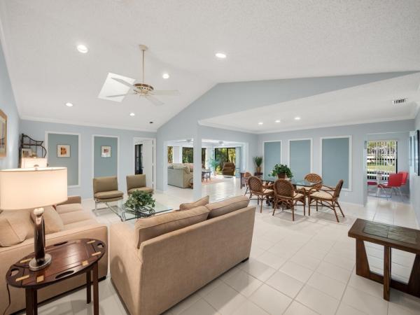 Eastpointe Country Club, 6170 Brandon St, Palm Beach Gardens, Florida 33418, image 1