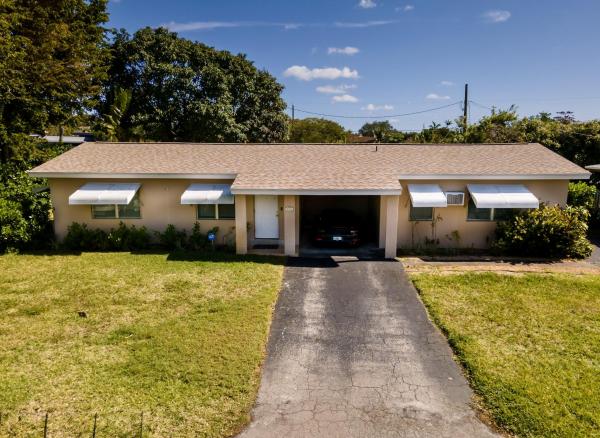 Tropical Gardens, 508 NE 21st Dr, Wilton Manors, Florida 33305, image 3