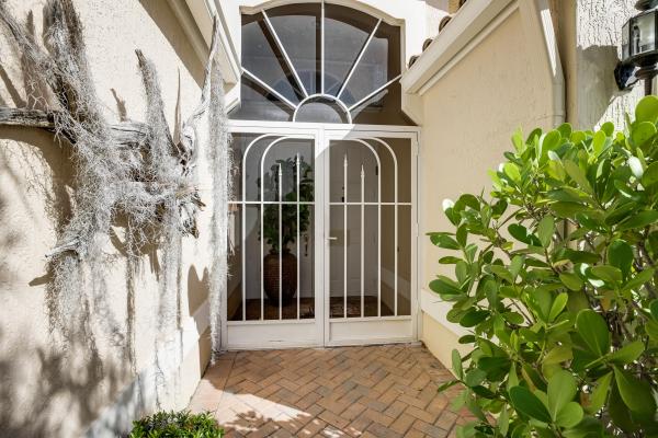 Cascade Lakes, 5264 Glenville Dr, Boynton Beach, Florida 33437, image 2