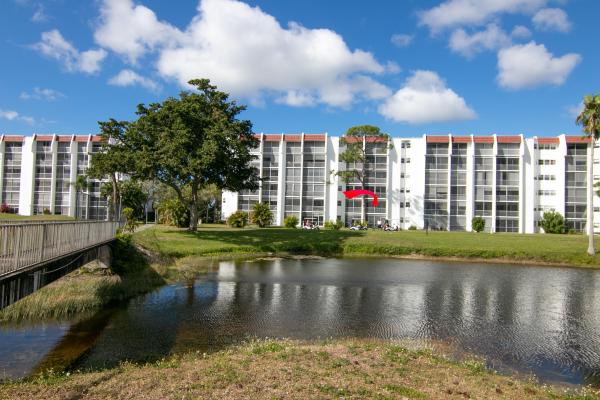 Poinciana Place 3, 3593 Birdie Dr #206, Lake Worth, Florida 33467, image 1
