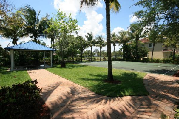 Parkside Square, 3188 N Greenleaf Cir, Boynton Beach, Florida 33426, image 1