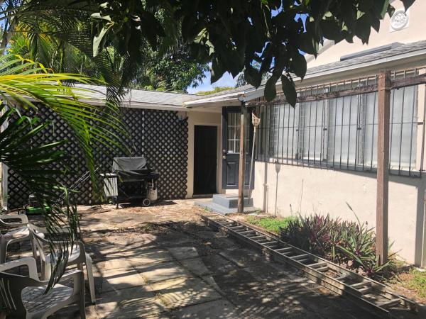 North Shore Terrace, 306 31st St, West Palm Beach, Florida 33407, image 1