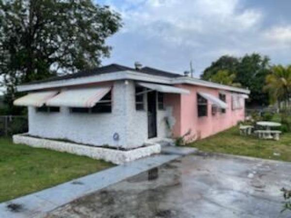 Central Commercial Homestead, 822 SW 6th St, Homestead, Florida 33030, image 1