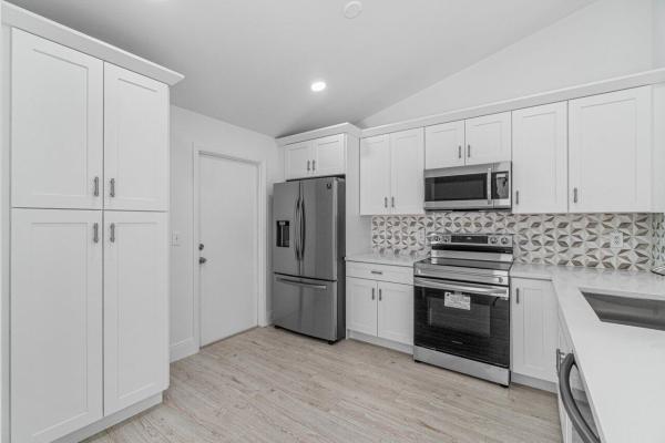 Emerald Pointe, 7919 Lake Sands Dr, Delray Beach, Florida 33446, image 1