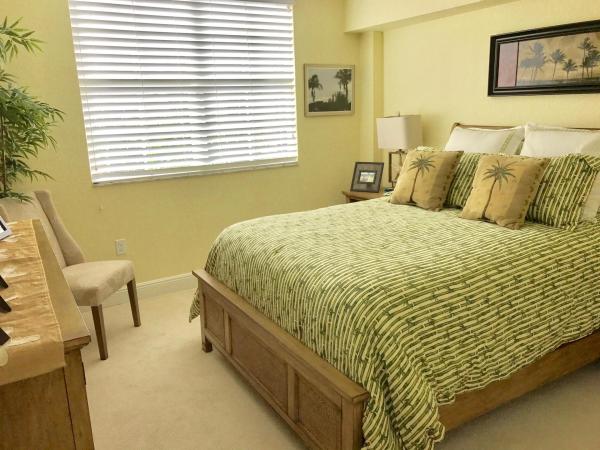 Flagler Pointe, 1801 N Flagler Dr #733, West Palm Beach, Florida 33407, image 2
