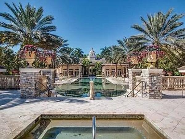 Versailles At Wellington, 3586 Royalle Ter, Wellington, Florida 33449, image 1