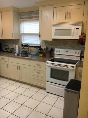 Highland Pines, 9200 E Highland Pines Blvd, Palm Beach Gardens, Florida 33418, image 2