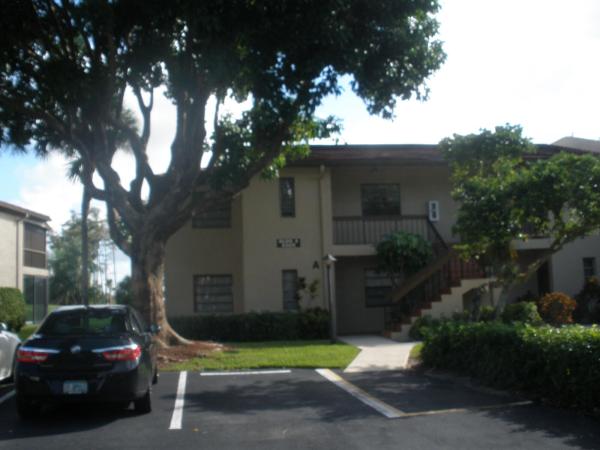 Fairways Of Boca Lago, 21209 Lago Cir, Boca Raton, Florida 33433, image 1