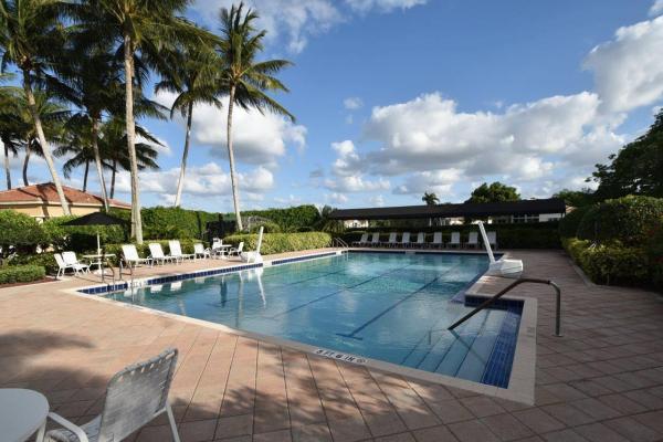 Valencia Lakes, 7578 Las Cruces Ct, Boynton Beach, Florida 33437, image 2