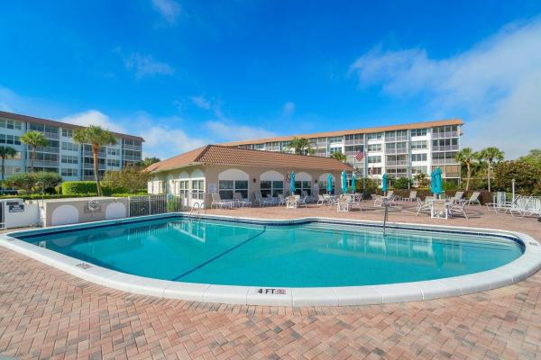 Tropic Bay, 930 Dogwood Dr #359, Delray Beach, Florida 33483, image 2
