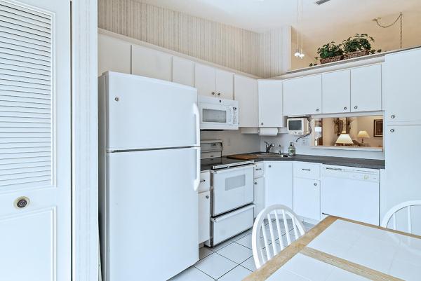 Pine Ridge North 2, 607 Sea Pine Way #B, Greenacres, Florida 33415, image 1