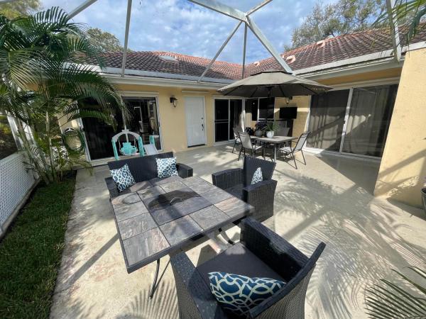 Sunterrace At The Gardens, 9132 Sun Terrace Cir #D, West Palm Beach, Florida 33403, image 2