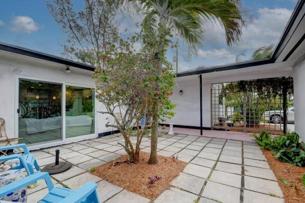 Rolling Green Ridge, 2220 NW 1st St, Boynton Beach, Florida 33435, image 2