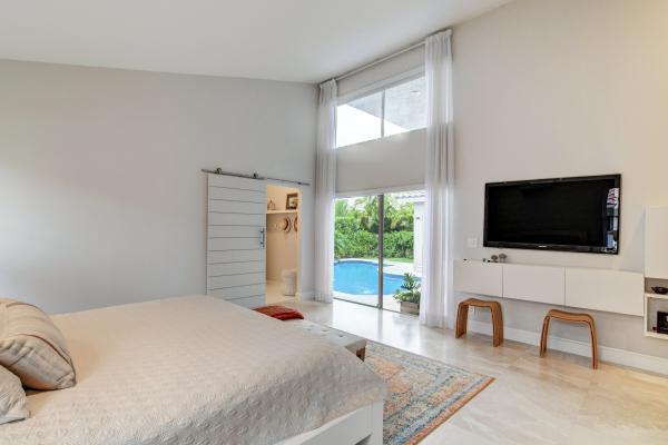 Encantada At Boca Pointe, 7143 Montrico Dr, Boca Raton, Florida 33433, image 2