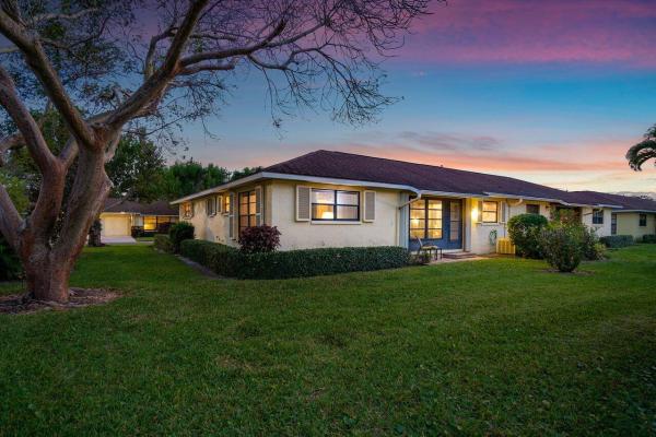 Bent Tree Villas East, 9960 Papaya Tree Trl #B, Boynton Beach, Florida 33436, image 2
