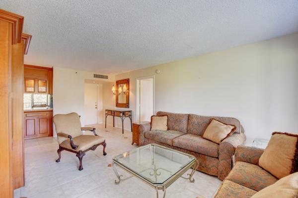 Lakewood Midrise At Boca West Country Club, 7847 Lakeside Blvd #1045, Boca Raton, Florida 33434, image 1