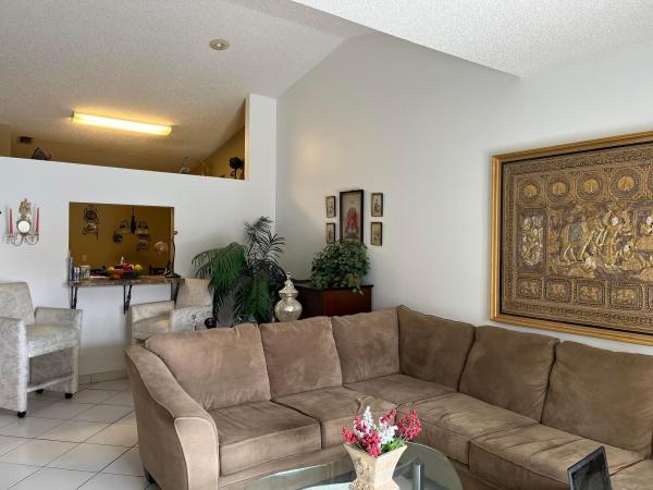 Floral Lakes, 6184 Floral Lakes Dr, Delray Beach, Florida 33484, image 2