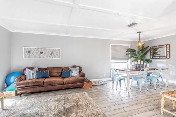 Sandtree Townhouses, 922 Sandtree Dr, Palm Beach Gardens, Florida 33403, image 1