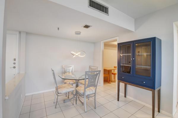 Willow Wood Midrise At Boca Country Club, 6797 Willow Wood Dr #6076, Boca Raton, Florida 33434, image 2