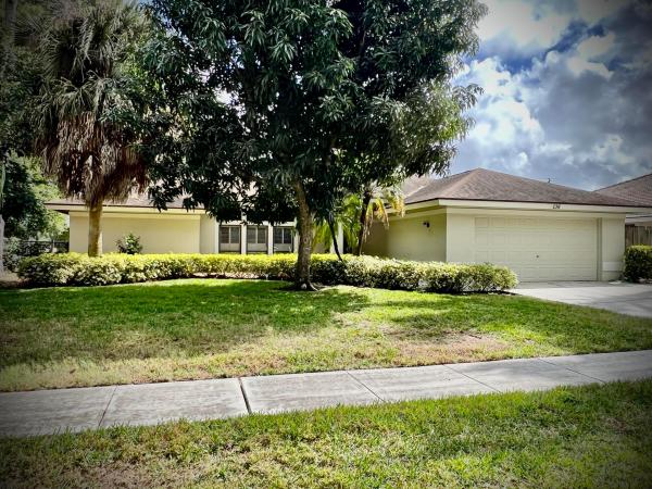 Crestwood, 136 Park Road N, Royal Palm Beach, Florida 33411, image 1
