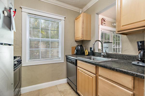 1404-1406 S Lake Ave, West Palm Beach, Florida 33401, image 2