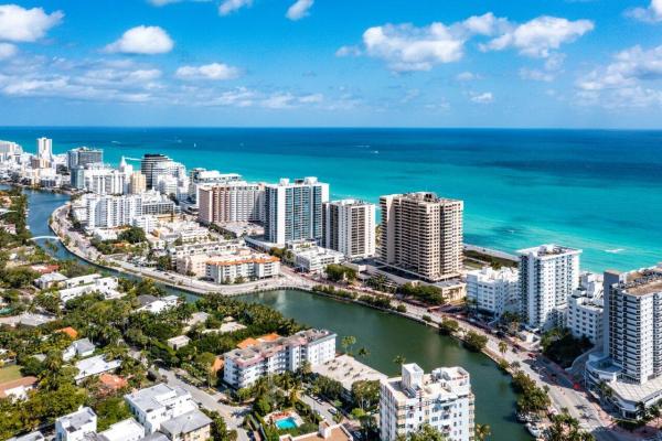 The Royal Club, 2457 Collins Ave #605, Miami Beach, Florida 33140, image 1