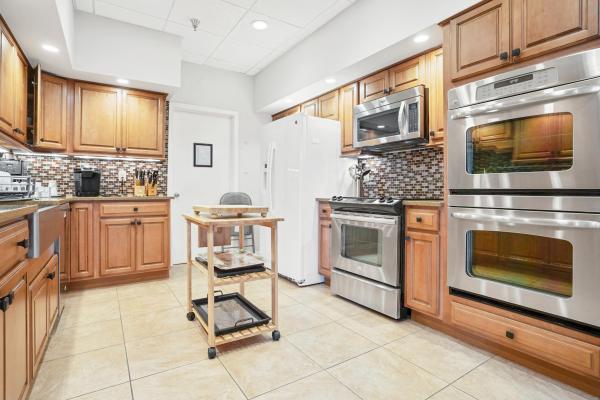 Eastpointe, 5380 N Ocean Dr #4A, Riviera Beach, Florida 33404, image 2