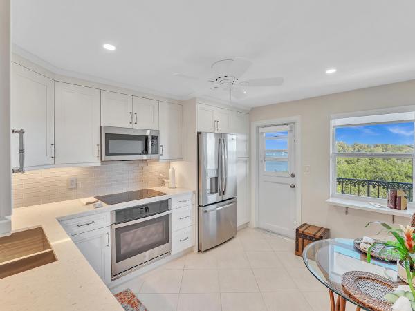 San Remo, 2871 N Ocean Blvd #V557, Boca Raton, Florida 33431, image 1