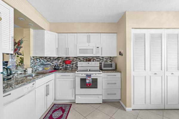 Bonaire Village, 14527 Bonaire Blvd #107, Delray Beach, Florida 33446, image 1