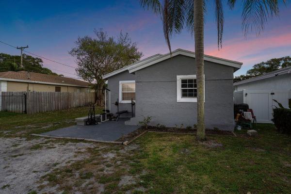 Monroe, 706 NW 1st St, Delray Beach, Florida 33444, image 3