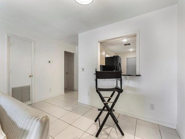 Woodland Apartments, 2516 S 19th St #202, Fort Pierce, Florida 34982, image 1