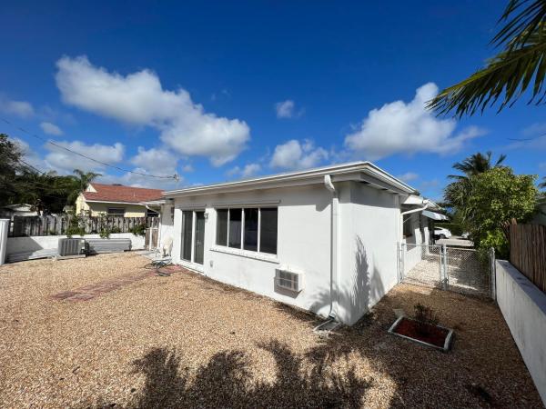 Lakeview Park, 209 E 23rd St, Riviera Beach, Florida 33404, image 1