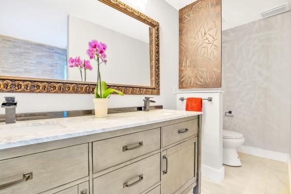 Palm Beach Gardens Estates, 526 Ivy Ave, Palm Beach Gardens, Florida 33410, image 2