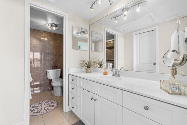Lakeshore Club, 1830 Embassy Dr #313, West Palm Beach, Florida 33401, image 1