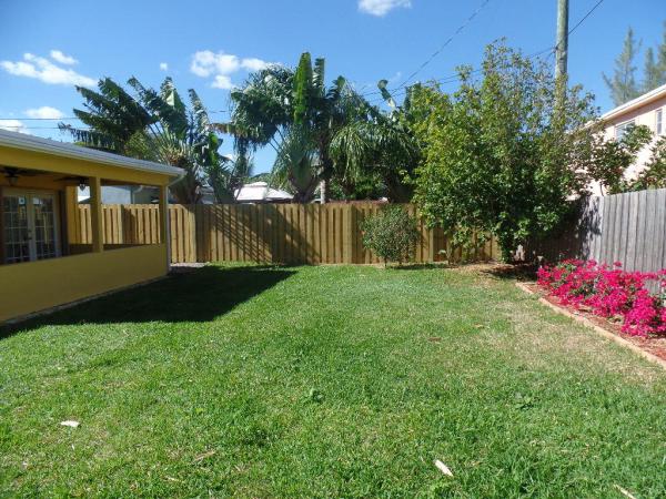Historic Cottages Boynton, 417 SE 20th Ct, Boynton Beach, Florida 33435, image 1