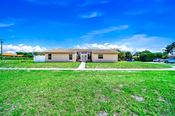 University Gardens, 5066 NW 3rd Ave, Boca Raton, Florida 33431, image 2
