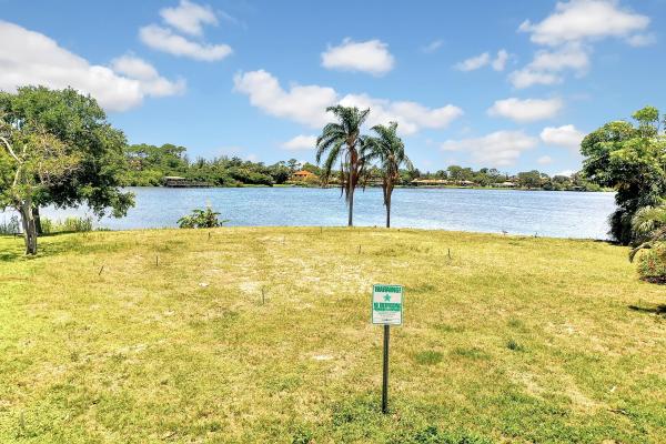 Island Estates, 6519 Paul Mar Dr, Lake Worth, Florida 33462, image 1