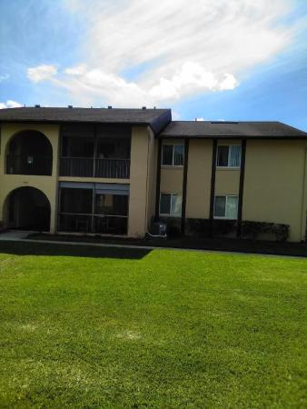 Pine Ridge 3, 306 Pine Ridge Cir #B-1, Greenacres, Florida 33463, image 2
