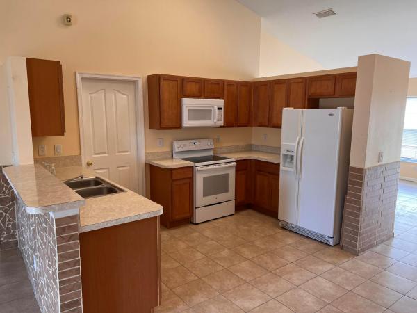 Northport Village, 611 NW Kildare St, Port St. Lucie, Florida 34983, image 2