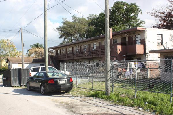 720 W Avenue A, Belle Glade, Florida 33430, image 1