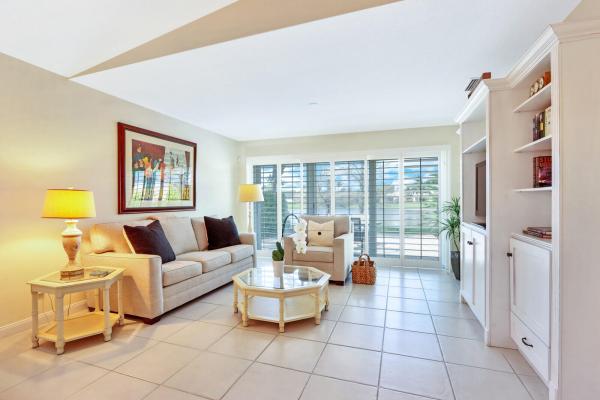 Magnolia Bay, 5001 Magnolia Bay Cir, Palm Beach Gardens, Florida 33418, image 1
