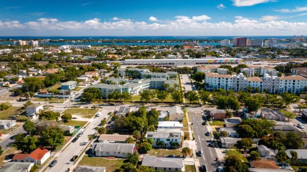 Tamarind Park, 1017 Adams St, West Palm Beach, Florida 33407, image 2