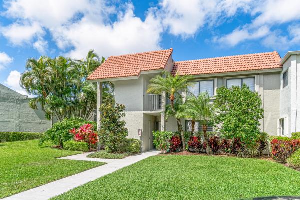Fairway Park At Indian Spring, 5631 Fairway Park Dr #101, Boynton Beach, Florida 33437, image 2