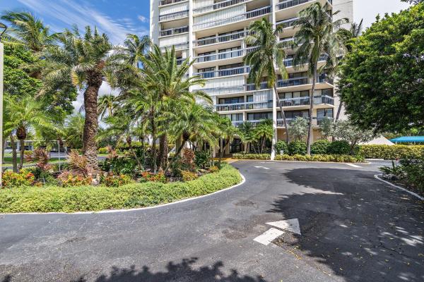 Lincoln Tower, 2400 Presidential Way #1404, West Palm Beach, Florida 33401, image 1