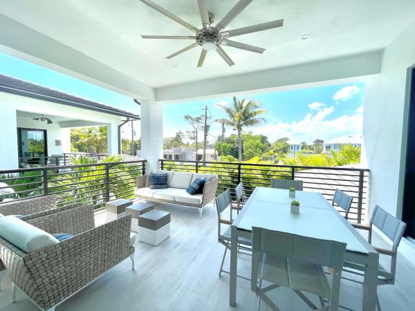 La Hacienda Delray, 764 Lake Trl, Delray Beach, Florida 33483, image 2
